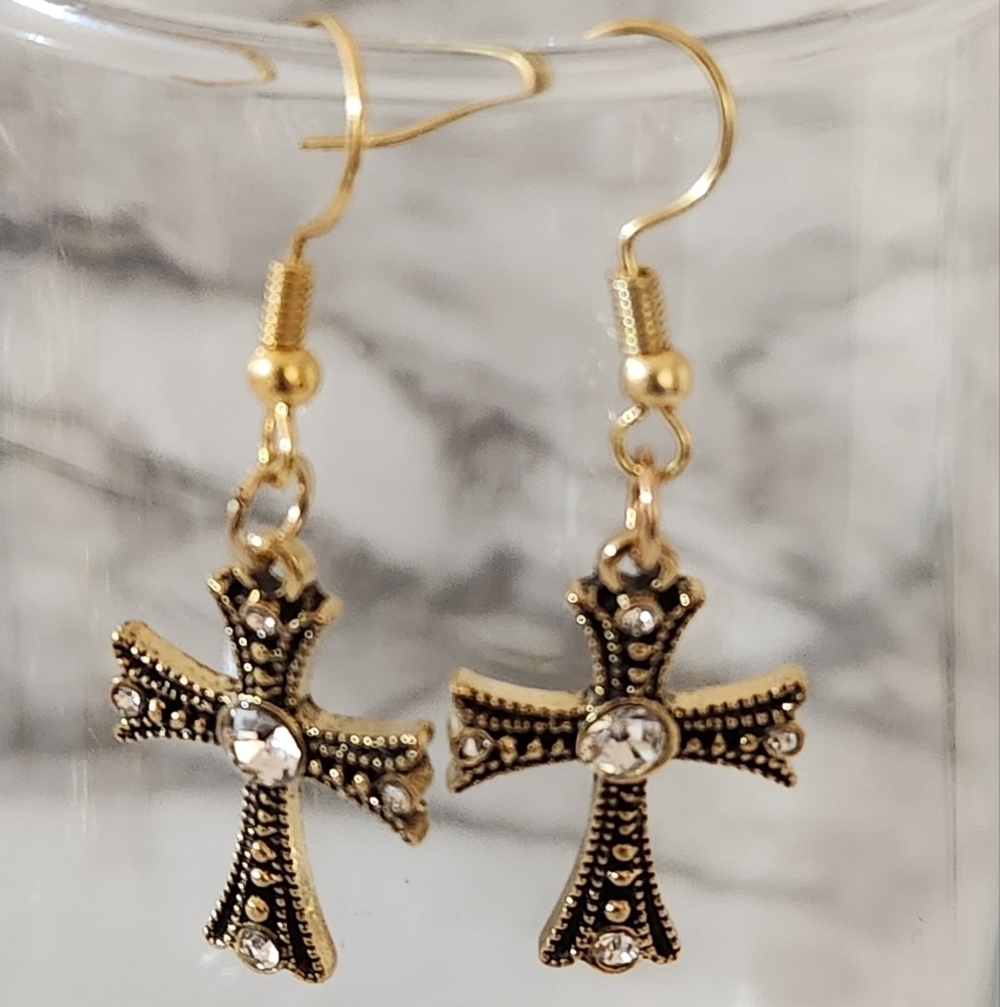 Hand Crafted Elegant Gold Cross Pierced Earrings - Picture 2 of 6